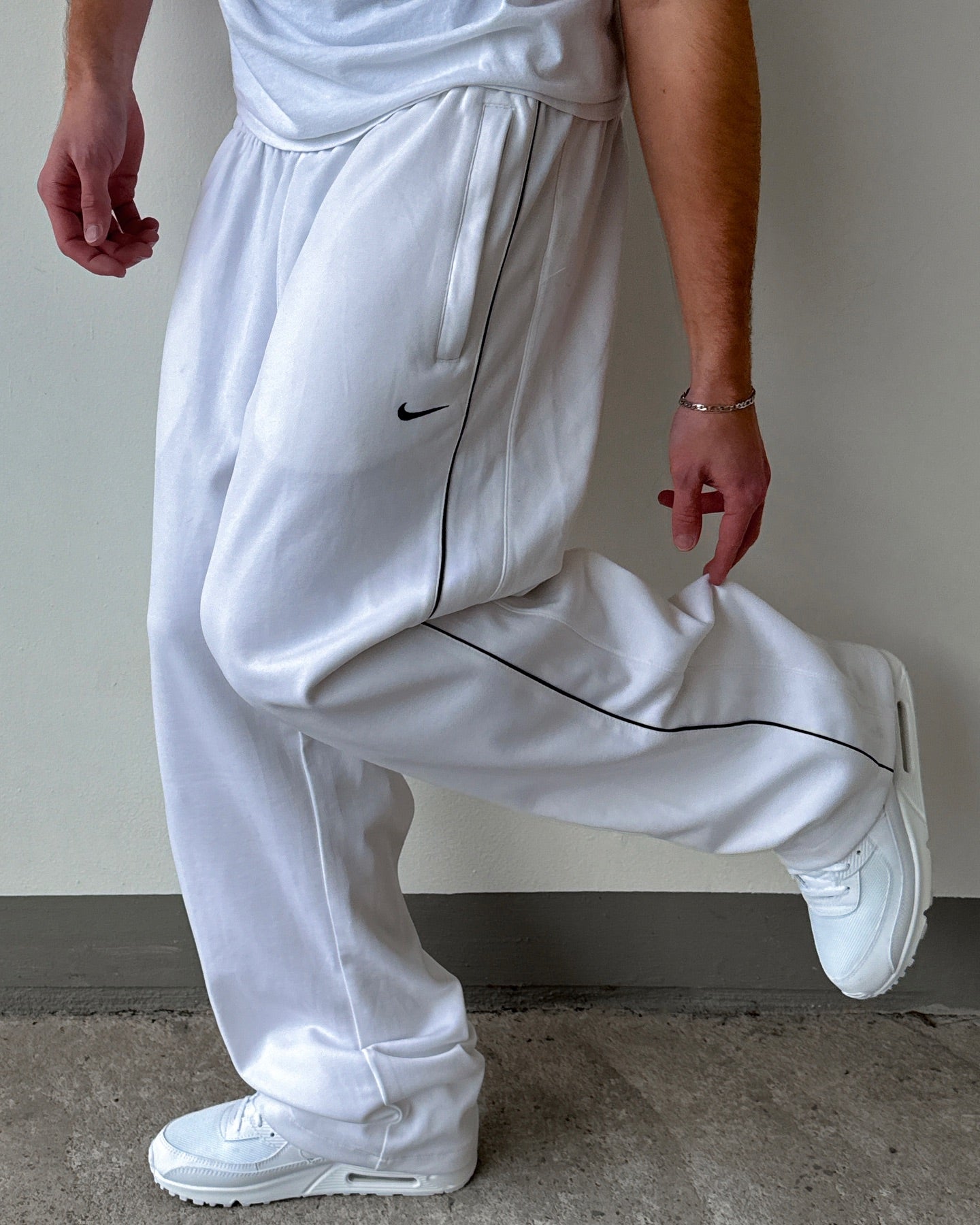 UNISEX BAGGY SWEATPANTS