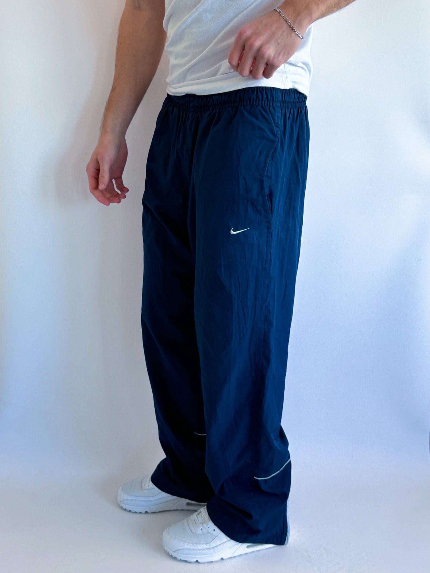 UNISEX BAGGY TRACKPANTS